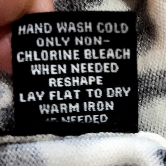 Premise Womens Leopard Print Rayon Women's Top With Back Zipper - Size M - Picture 2 of 5